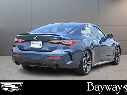Used 2022 BMW 430i Coupe w/ M Sport Package RWD image 6