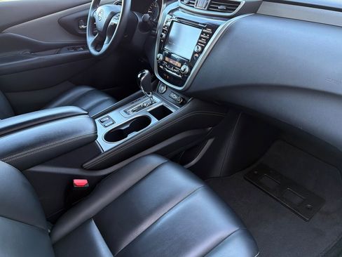 Used 2023 Nissan Murano SV image 16