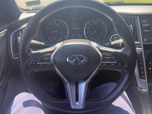 Used 2019 INFINITI Q60 3.0t Luxe w/ Essential Package AWD/4WD image 25