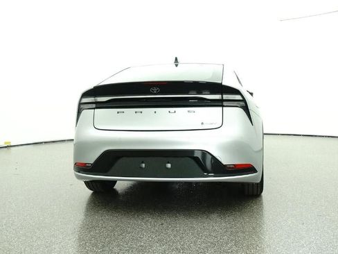 New 2026 Toyota Prius Plug-In Hybrid FWD image 23