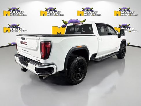 Used 2022 GMC Sierra 2500 AT4 w/ AT4 Preferred Package AWD/4WD image 5