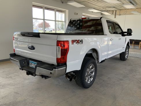 Used 2019 Ford F250 Lariat w/ Lariat Ultimate Package AWD/4WD image 11
