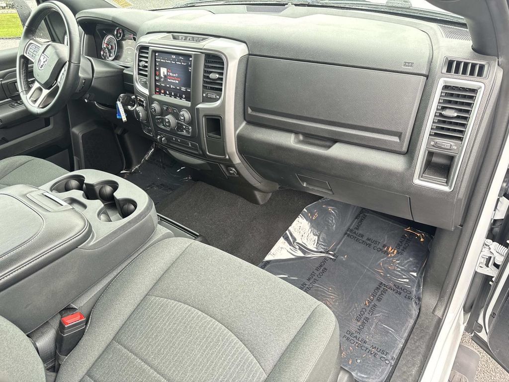 Used 2021 RAM 1500 Warlock w/ Luxury Group AWD/4WD image 23