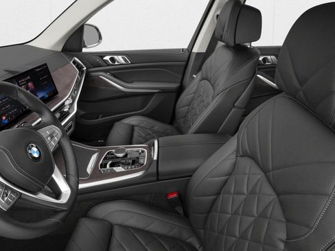 New 2027 BMW X7 M60i w/ Climate Comfort Package AWD/4WD image 6