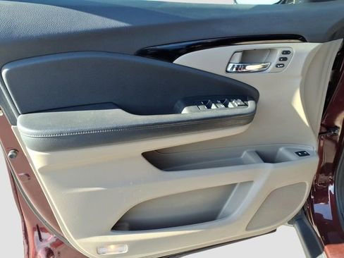 Used 2021 Honda Pilot Elite image 24