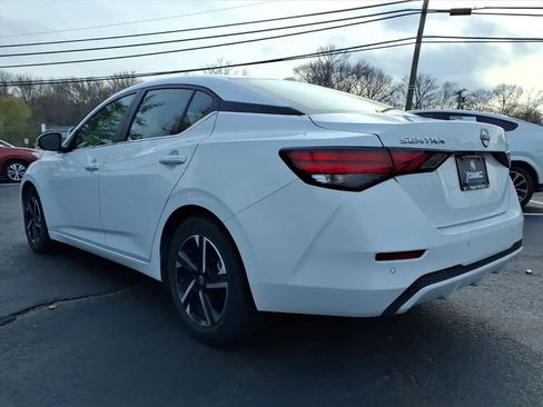 Used 2024 Nissan Sentra SV image 5