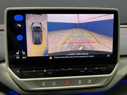 Used 2023 Volkswagen ID.4 Pro S Plus image 11