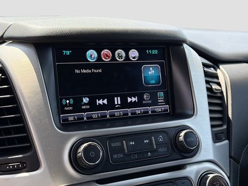 Used 2017 GMC Yukon SLT RWD image 11
