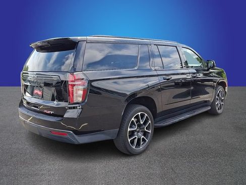 Used 2021 Chevrolet Suburban RST w/ Luxury Package AWD/4WD image 4