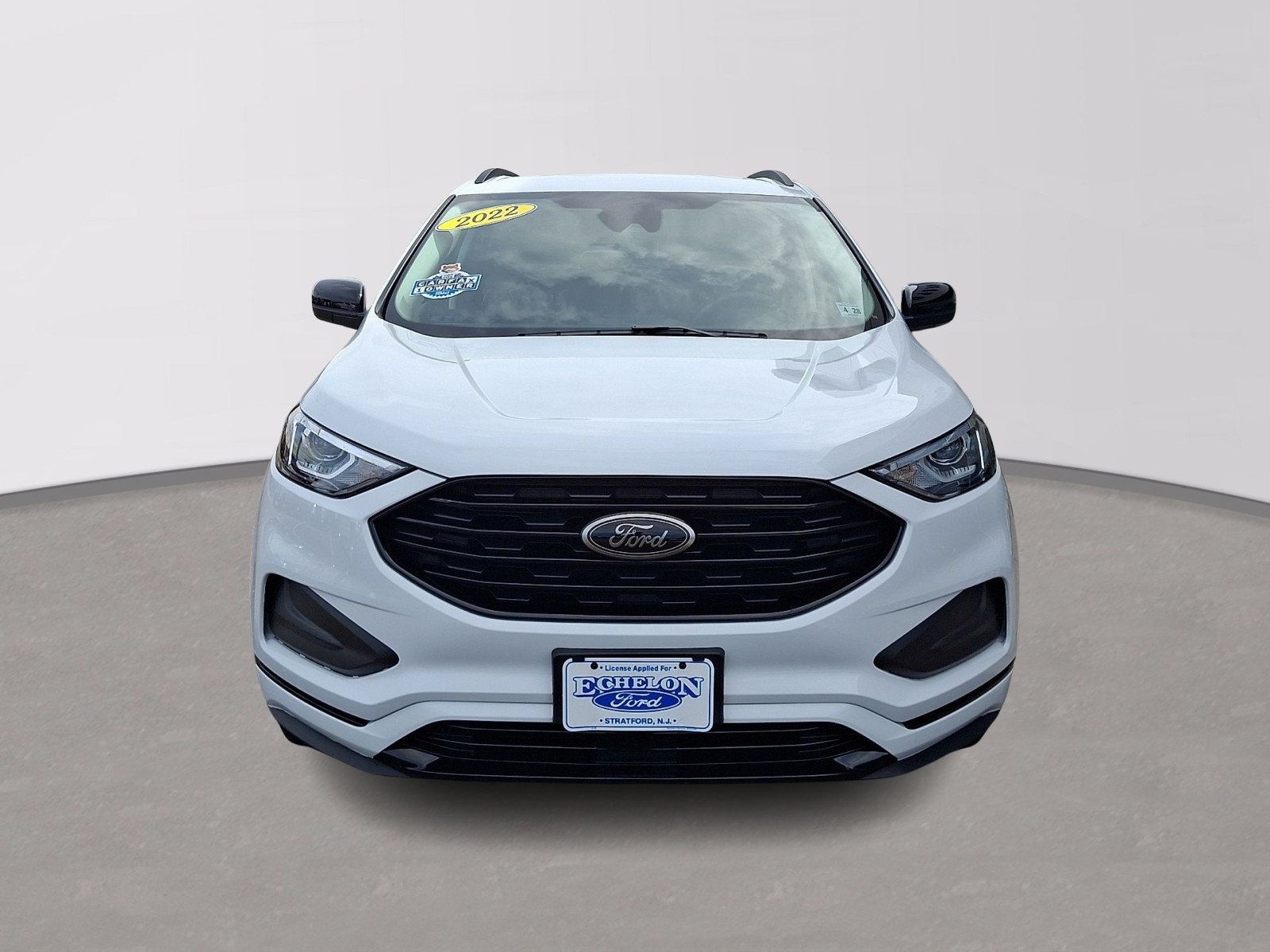 Certified 2022 Ford Edge SE w/ Black Appearance Package AWD/4WD image 2
