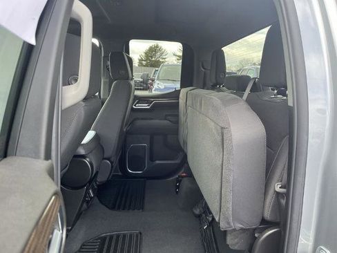 Used 2024 Chevrolet Silverado 1500 LT image 4