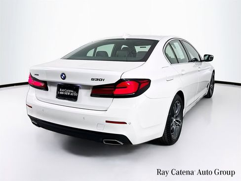 Used 2023 BMW 530i xDrive w/ Convenience Package image 7