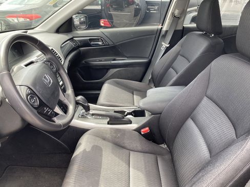 Used 2014 Honda Accord Sport image 10