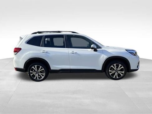 Used 2020 Subaru Forester Limited image 8
