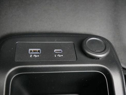 Certified 2024 Nissan Ariya AWD image 30