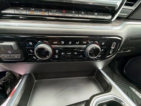 Certified 2024 Chevrolet Silverado 1500 LTZ w/ LTZ Premium Package AWD/4WD image 33