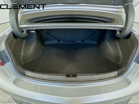 Used 2019 Acura ILX image 9