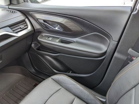 Used 2021 GMC Terrain SLT AWD/4WD image 18