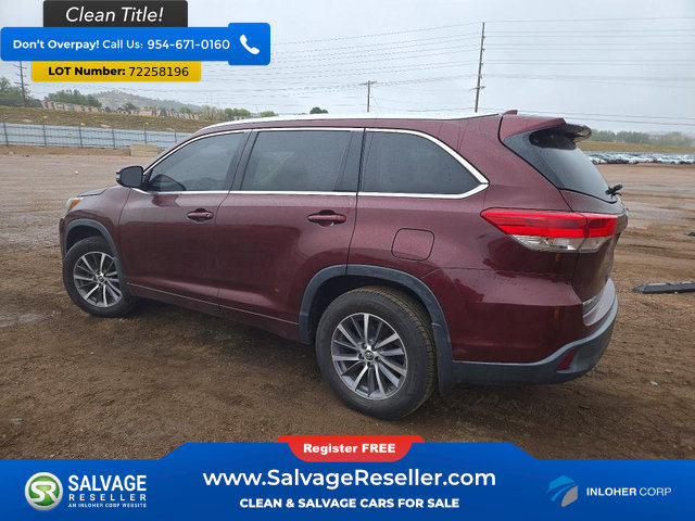 Used 2017 Toyota Highlander XLE w/ Carpet Mat Package AWD/4WD image 3