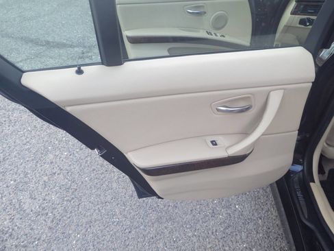 Used 2009 BMW 328i Sedan RWD image 21
