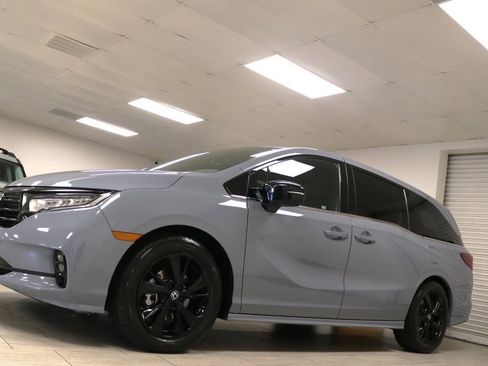 Used 2024 Honda Odyssey Sport image 10