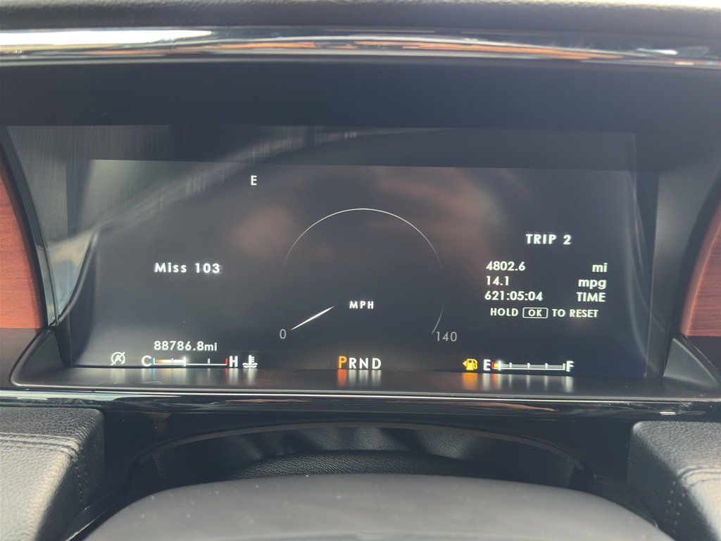 Used 2019 Lincoln Navigator Reserve w/ Cargo Package AWD/4WD image 27