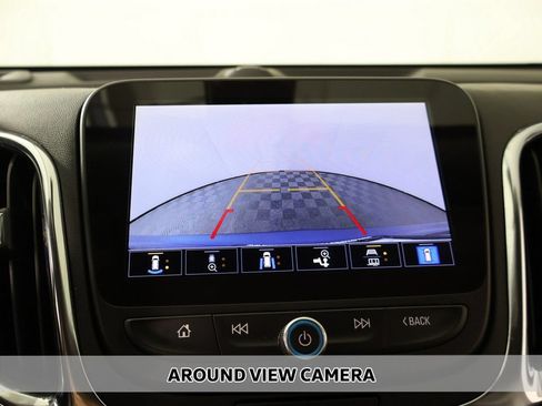 Used 2024 Chevrolet Equinox LT FWD image 4