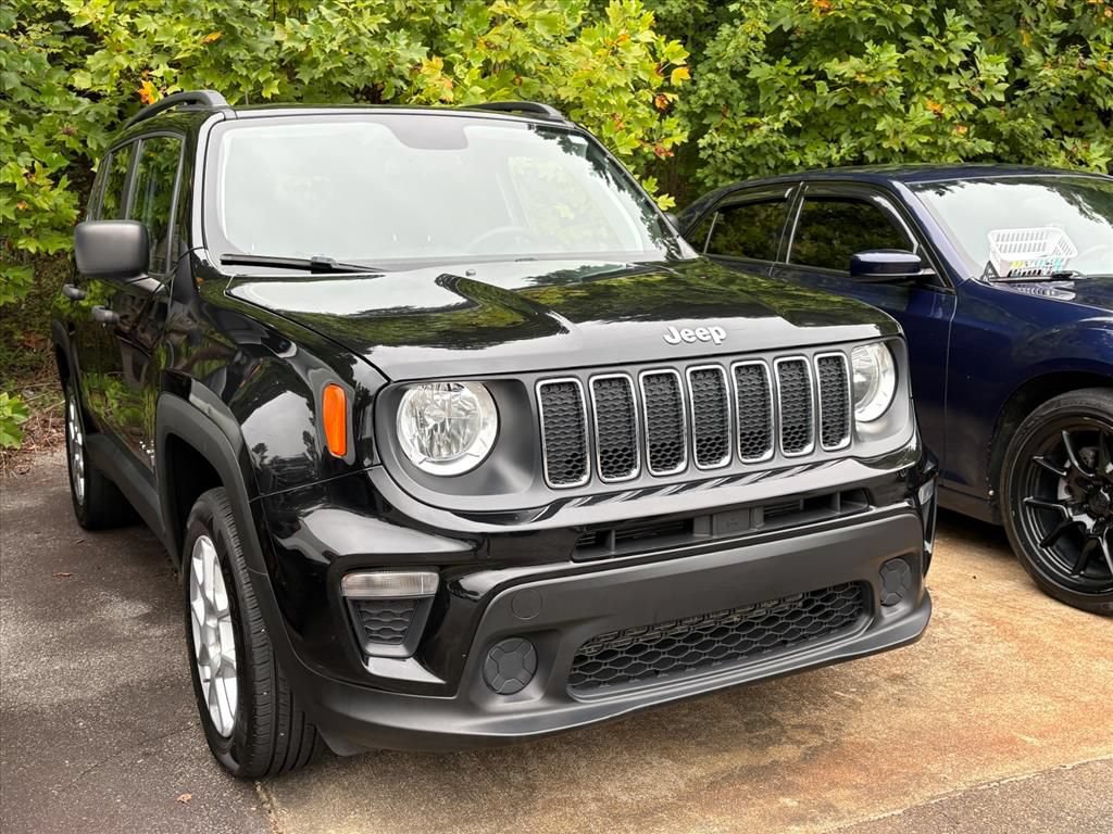 Used 2019 Jeep Renegade Sport w/ Sport Appearance Group AWD/4WD image 3
