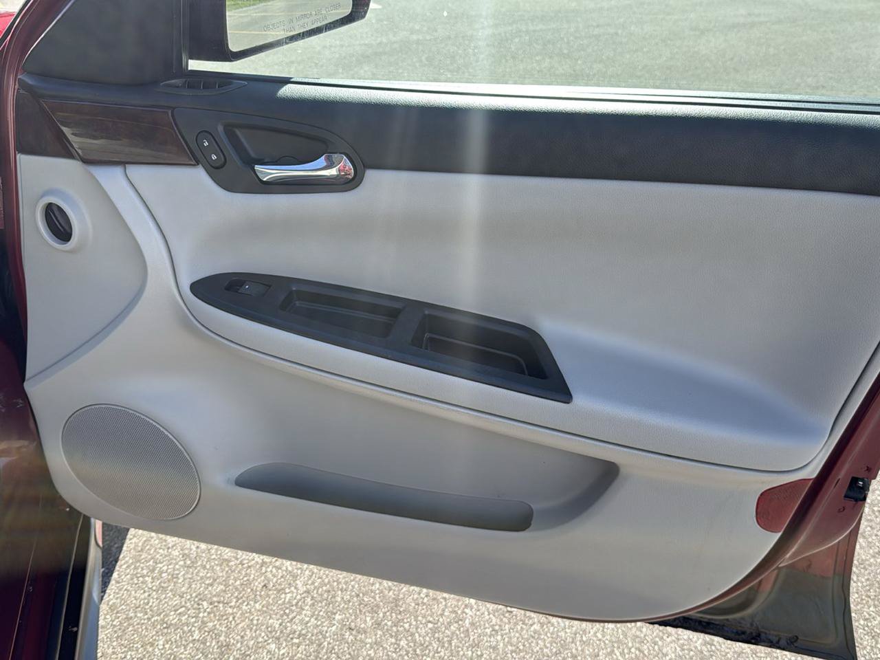 Used 2011 Chevrolet Impala LT FWD image 20