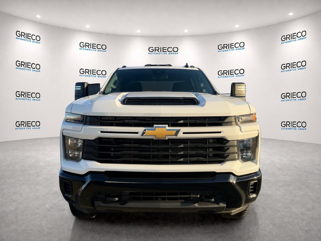 Used 2025 Chevrolet Silverado 2500 Custom w/ Custom Convenience Package RWD image 2