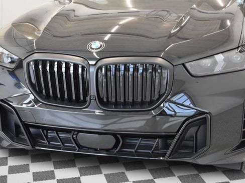 New 2026 BMW X5 xDrive40i w/ M Sport Package AWD/4WD image 17