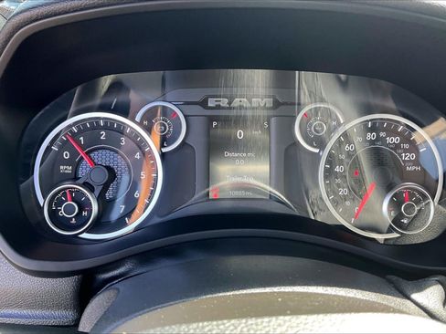 Used 2026 RAM 2500 Big Horn AWD/4WD image 16