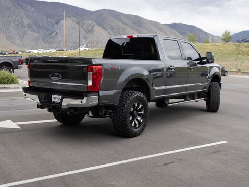 Used 2017 Ford F350 Lariat w/ Lariat Ultimate Package image 9