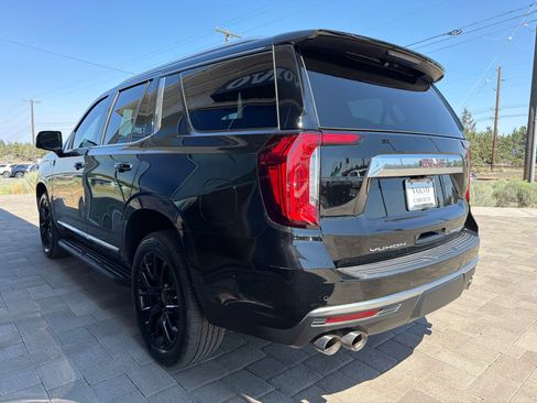 Used 2022 GMC Yukon Denali AWD/4WD image 6