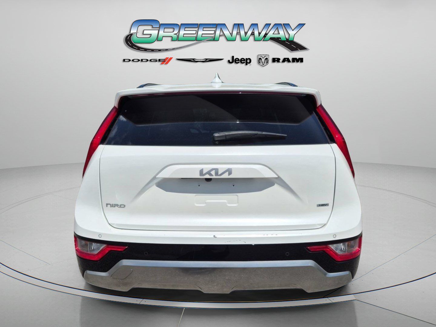 Used 2023 Kia Niro EX Touring FWD image 2