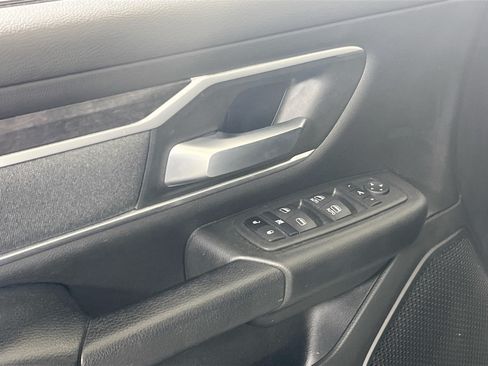 Used 2023 RAM 1500 Big Horn AWD/4WD image 17