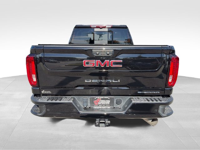 Used 2023 GMC Sierra 2500 Denali w/ Denali Black Diamond Edition AWD/4WD image 6