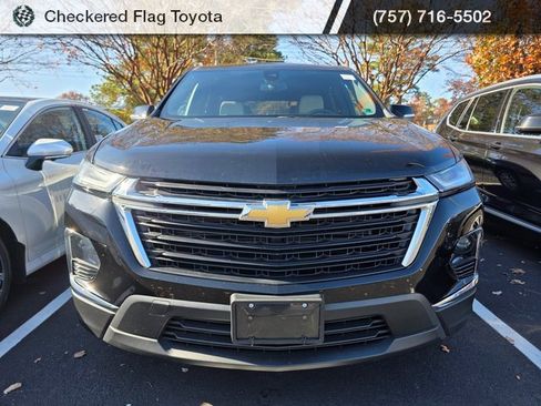 Used 2023 Chevrolet Traverse LS w/ Safety Package image 2