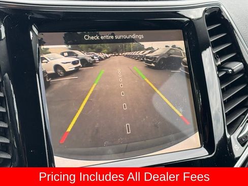 Used 2019 Jeep Cherokee Limited FWD image 25