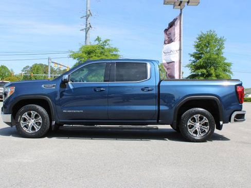 Used 2021 GMC Sierra 1500 SLE w/ X31 Off-Road Package image 8
