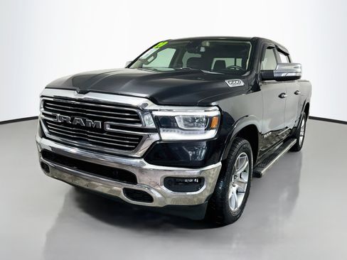 Used 2020 RAM 1500 Laramie AWD/4WD image 10