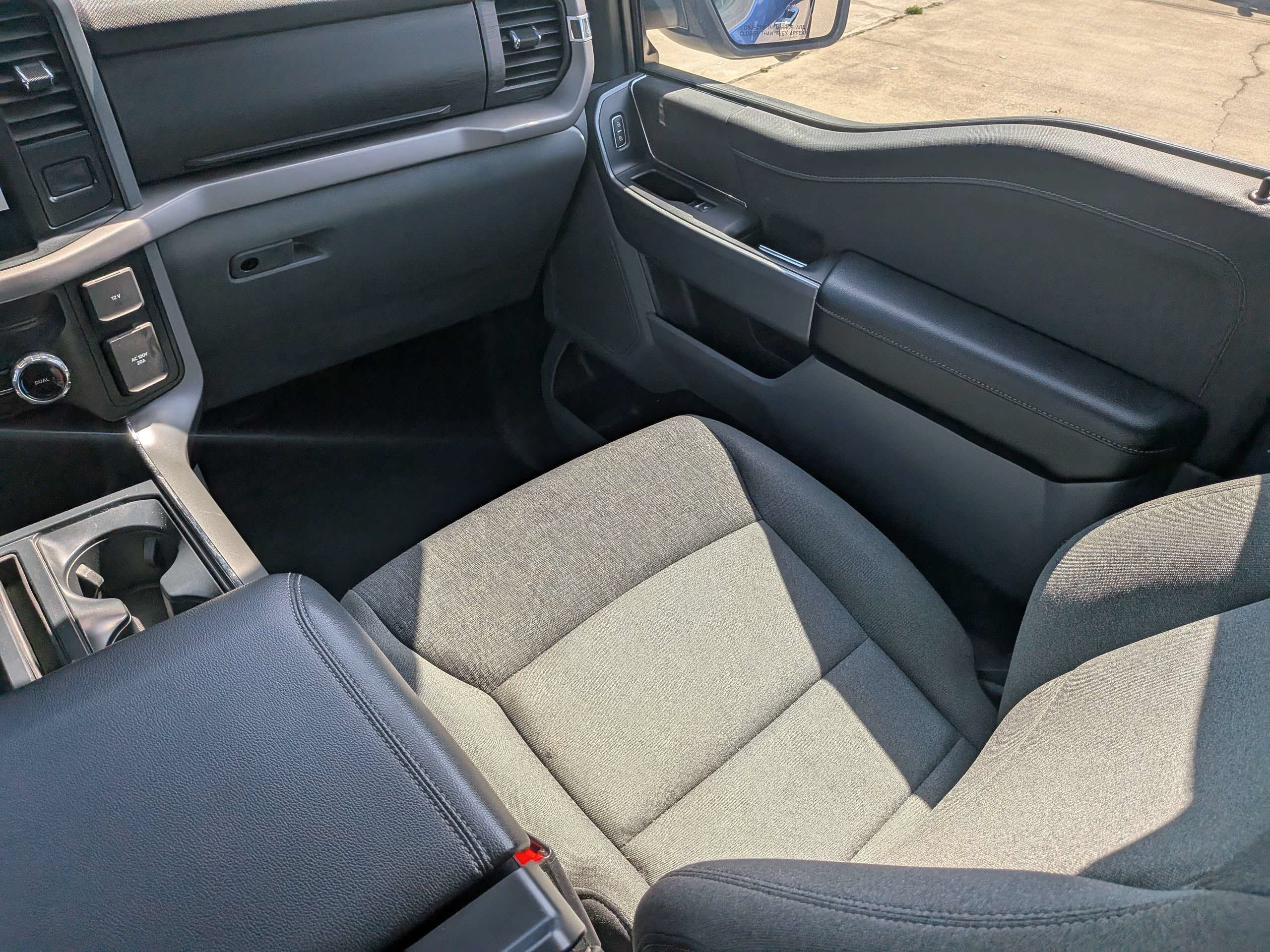 Used 2024 Ford F150 XLT w/ Mobile Office Package AWD/4WD image 18