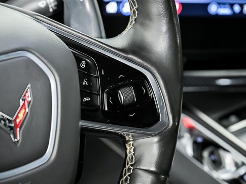 Used 2021 Chevrolet Corvette Stingray Preferred Cpe w/ Z51 Performance Package RWD image 22