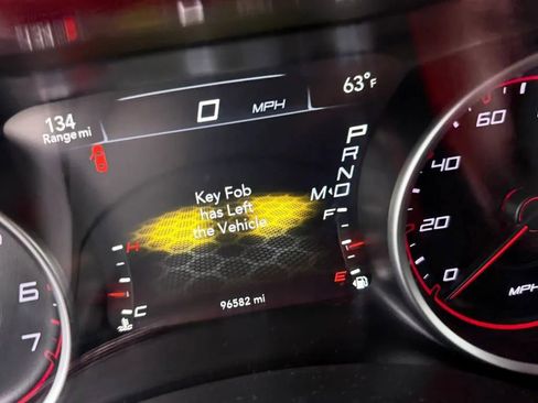 Used 2017 Dodge Charger SE RWD image 22
