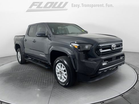 Certified 2025 Toyota Tacoma SR5 image 1