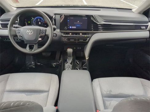 Certified 2025 Toyota Camry LE image 14