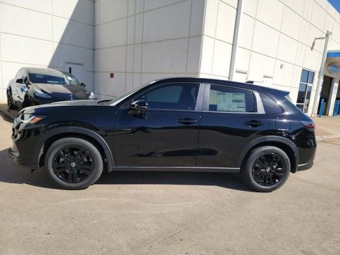 Used 2026 Honda HR-V Sport image 8