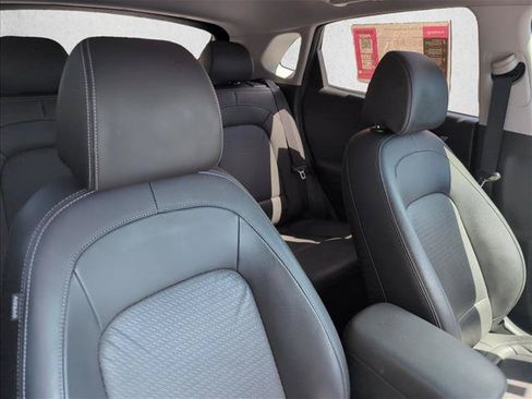 Used 2019 Hyundai Kona Limited FWD image 25