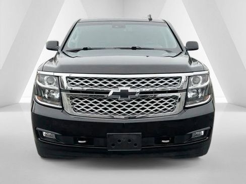 Used 2018 Chevrolet Tahoe LT w/ LT Signature Package image 2