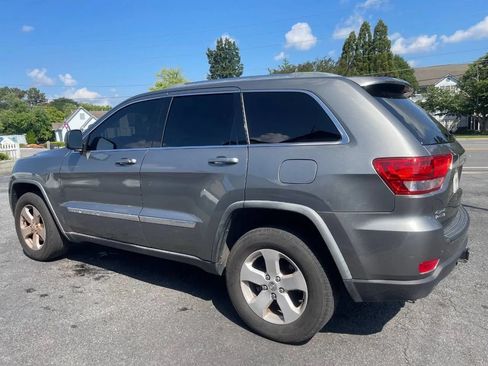 Used 2012 Jeep Grand Cherokee Laredo AWD/4WD image 8